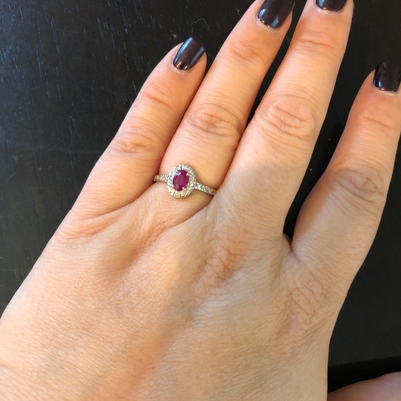 Diamond, pink sapphire, and white gold ring - Picture 4 of 9